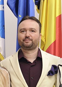 Theo Vlad